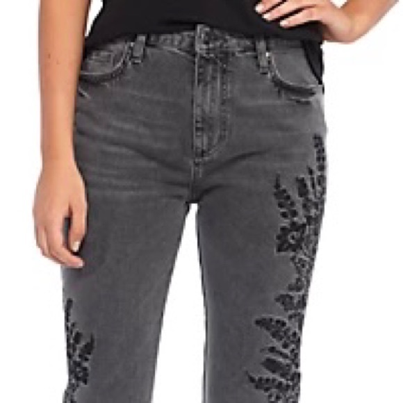 FREE PEOPLE We The Free OB737354 Embroidered Girlfriend Jeans Size 29 - Picture 7 of 16